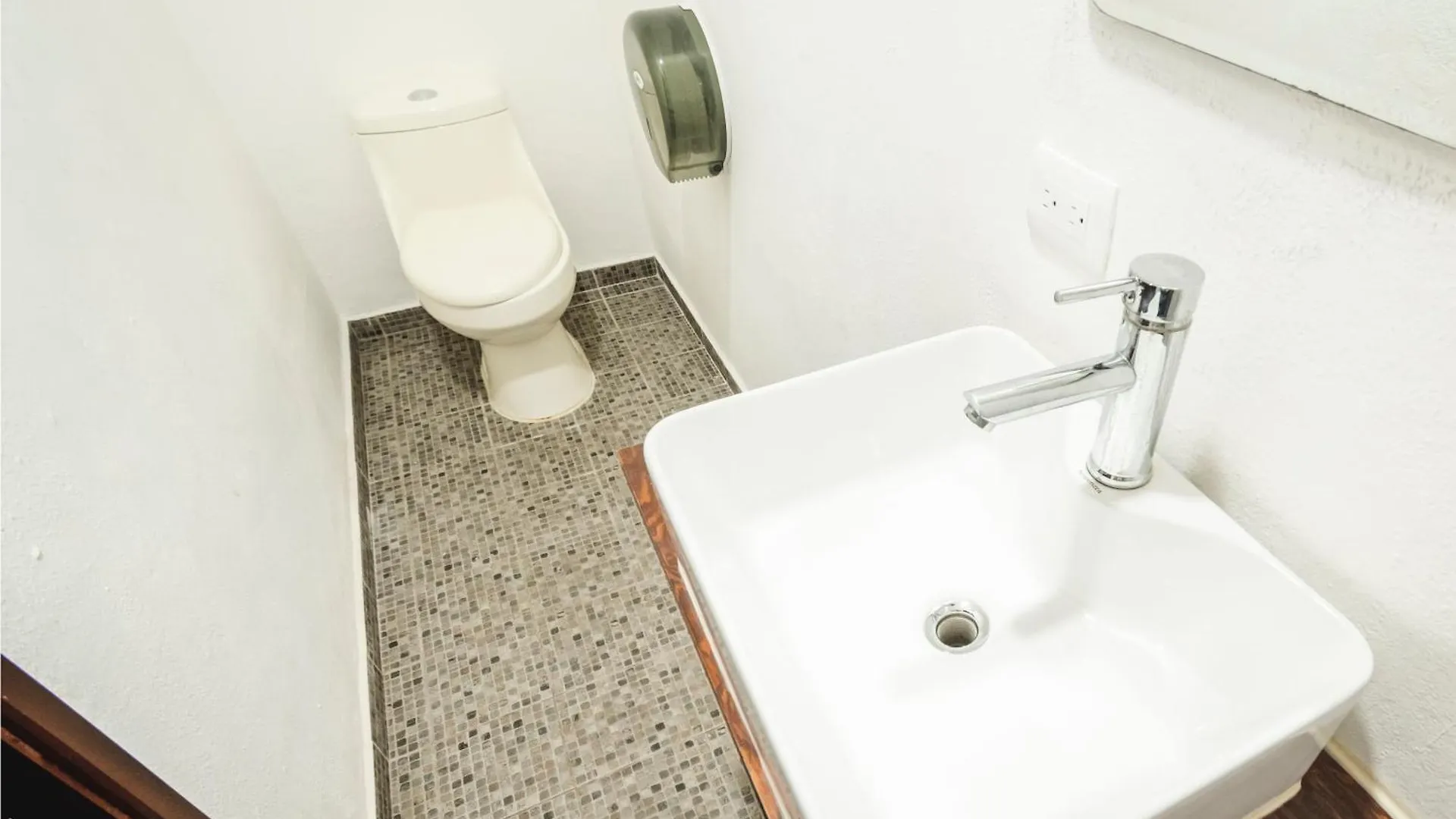 Hotel Quiam بلايا ديل كارمن